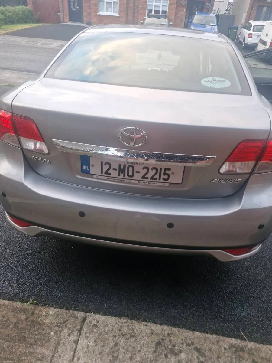 2012 toyota avensis - Image 2