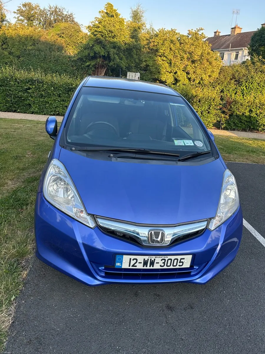 Honda fit hybrid 1.3L - Image 1
