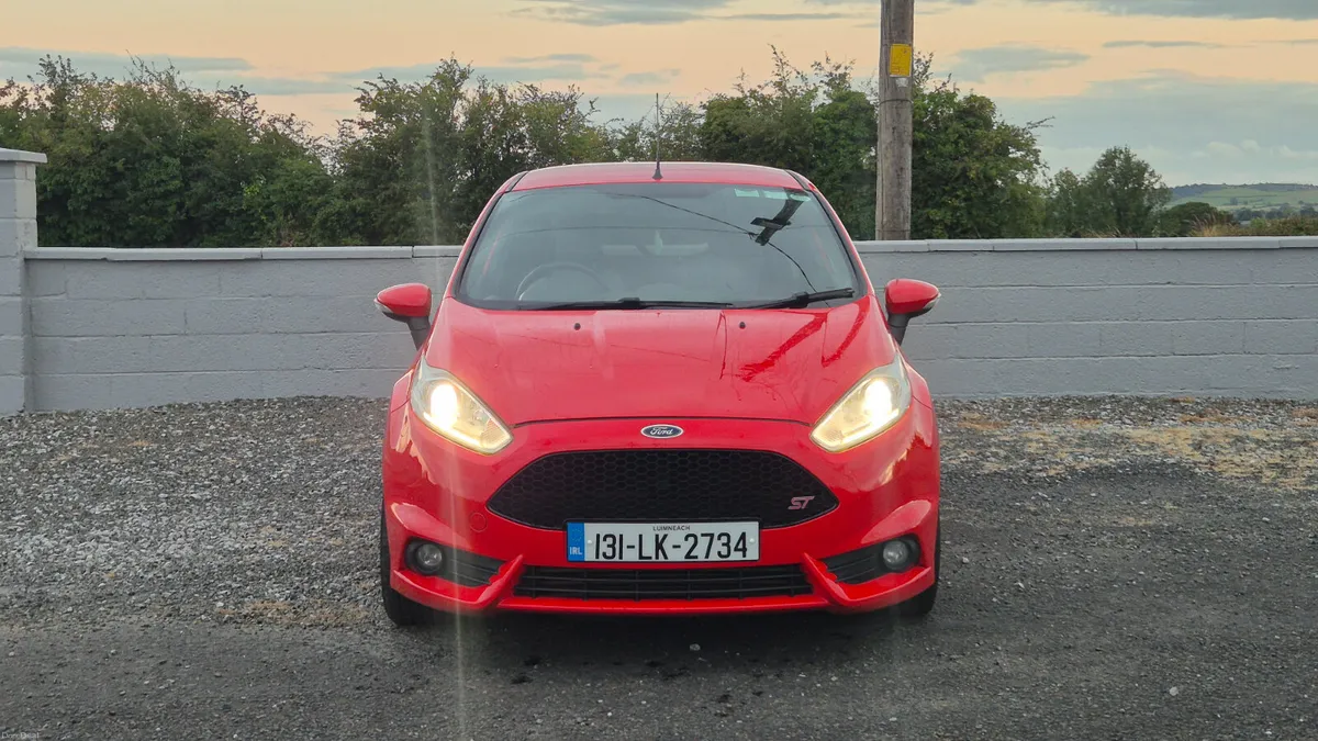 Ford Fiesta ST-2 182PS 3Dr Hatchback - Image 2
