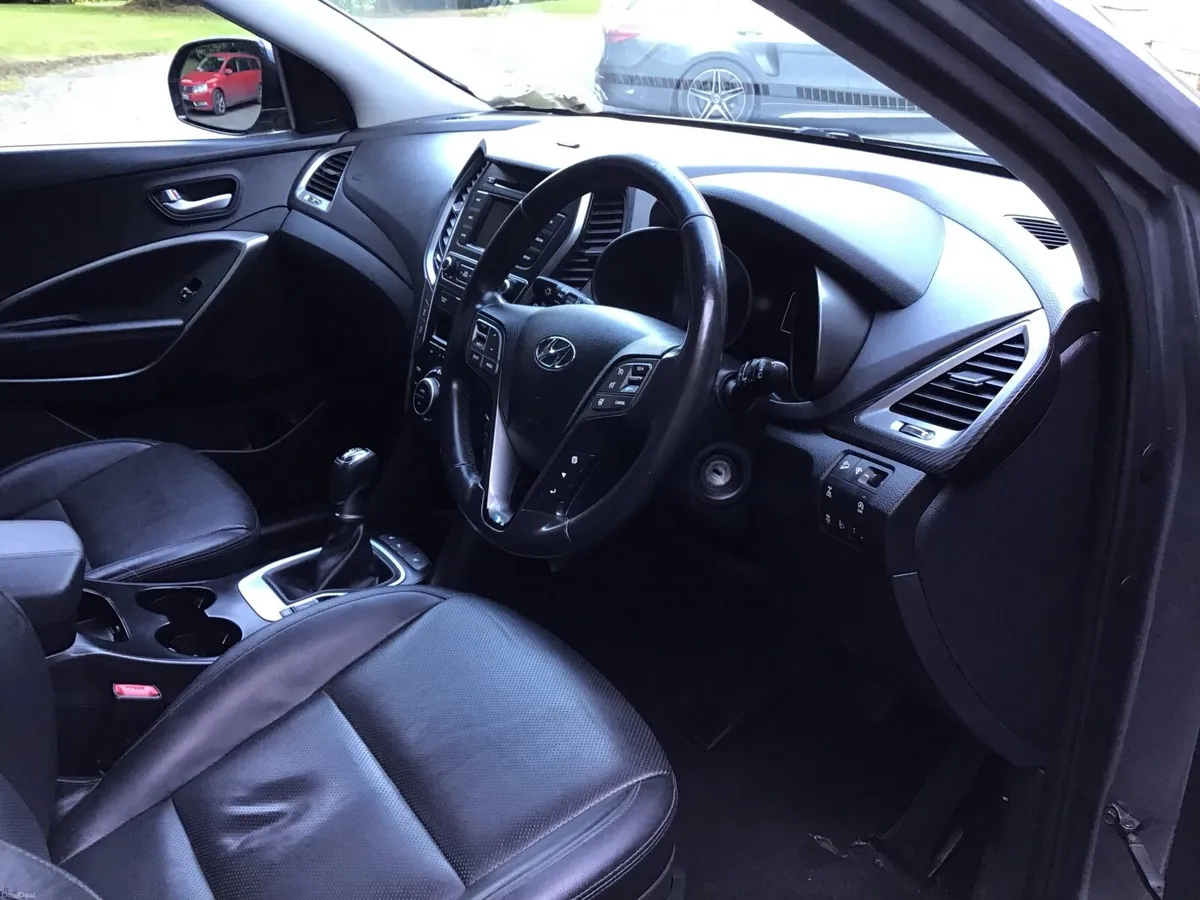 Hyundai Santafe - Image 4