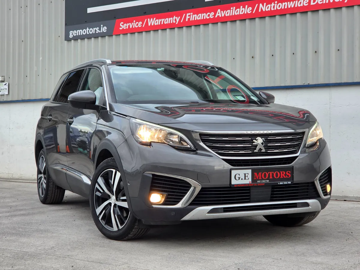 PEUGEOT 5008 2018 HIGH SPEC ALLURE 7 SEATER - Image 1