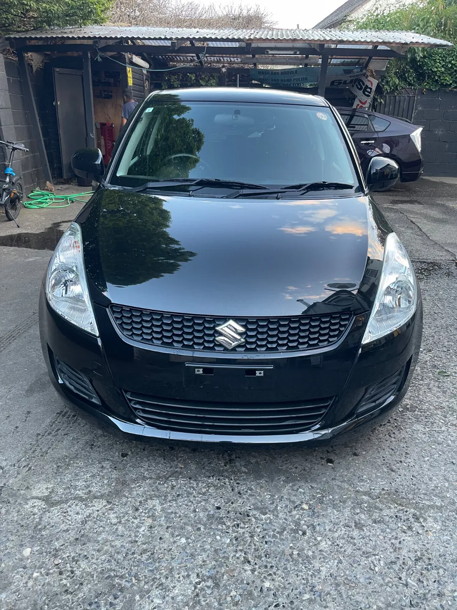 2013 Suzuki Swift automatic - Image 2