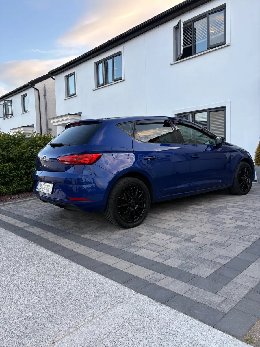 SEAT Leon 2018 - Image 6