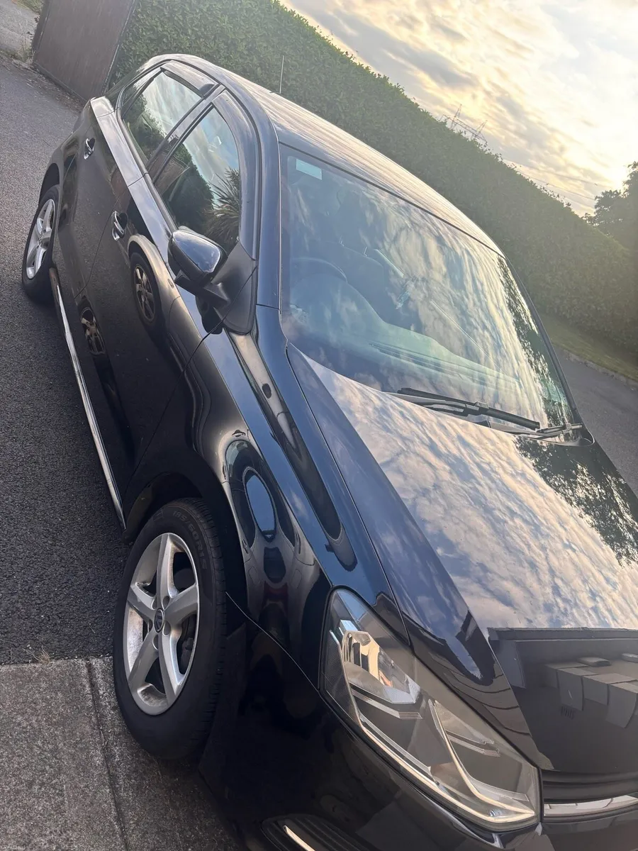Volkswagen polo 2015 - Image 5