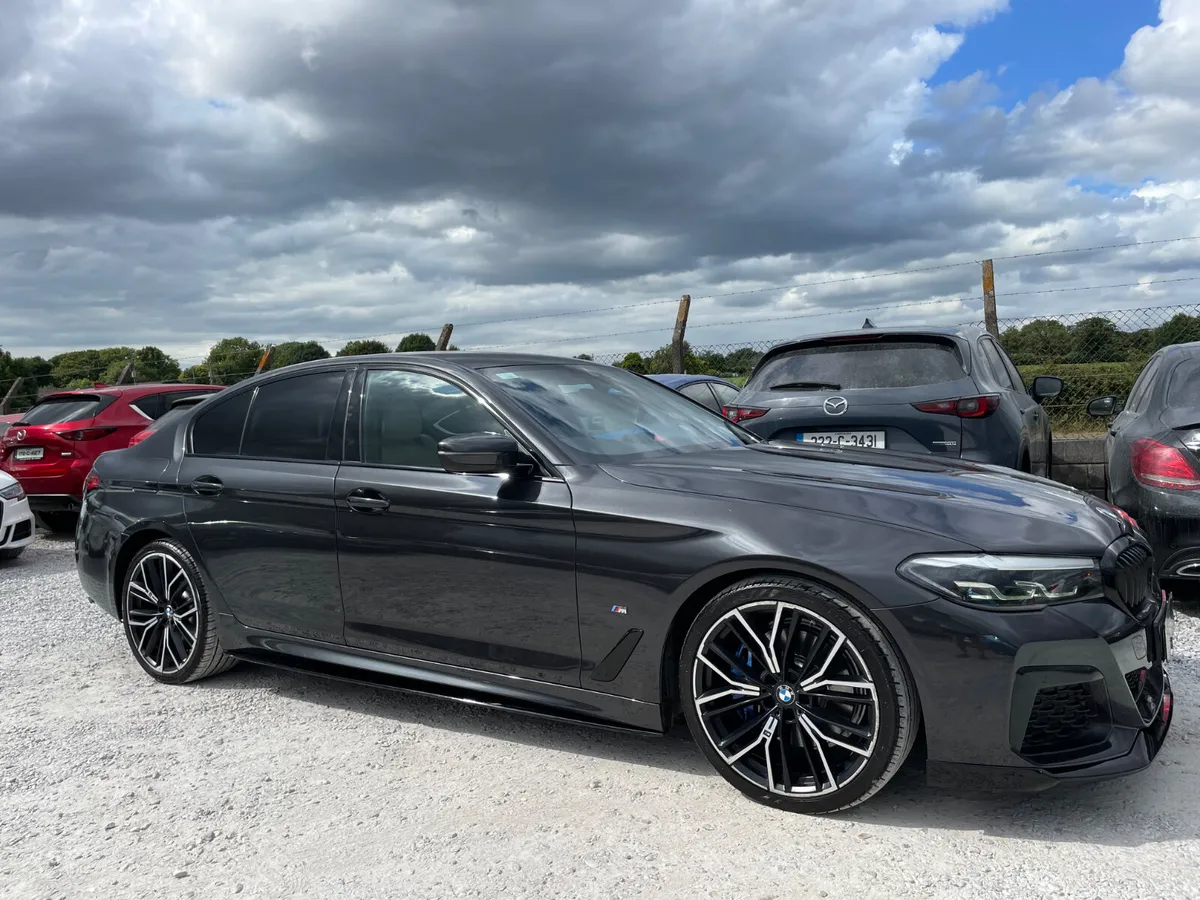 BMW 520D G30 LCI  M-Sport - Image 3