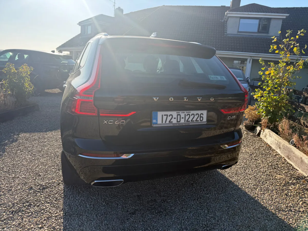 Volvo XC60 2.0D. Inscription 4 Wheel Drive 2017 - Image 5