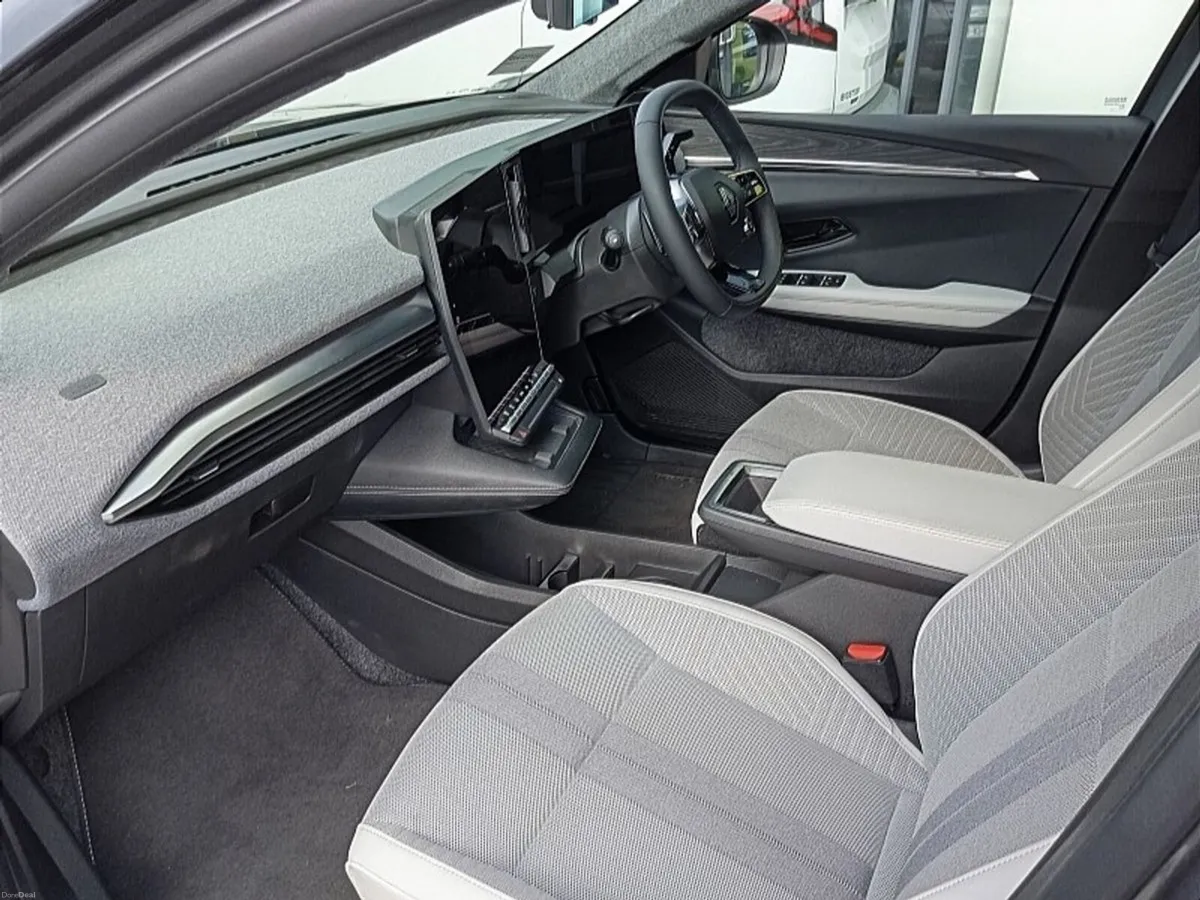 Renault Scenic E-Tech 600KMS (Top Spec) E-tech ICO - Image 5