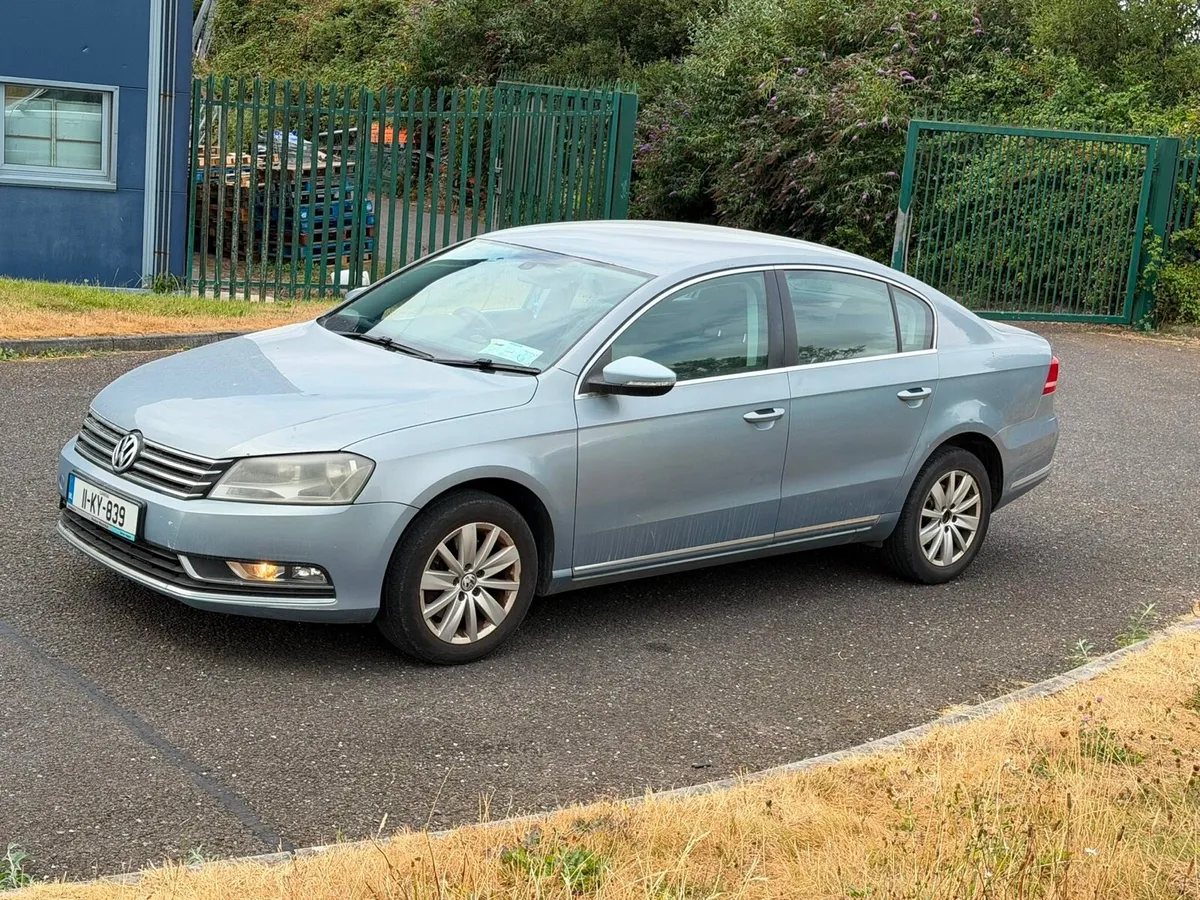 Volkswagen Passat - Image 6