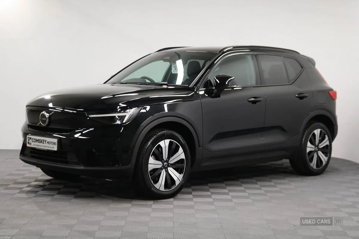 Volvo XC40 Core - Image 3