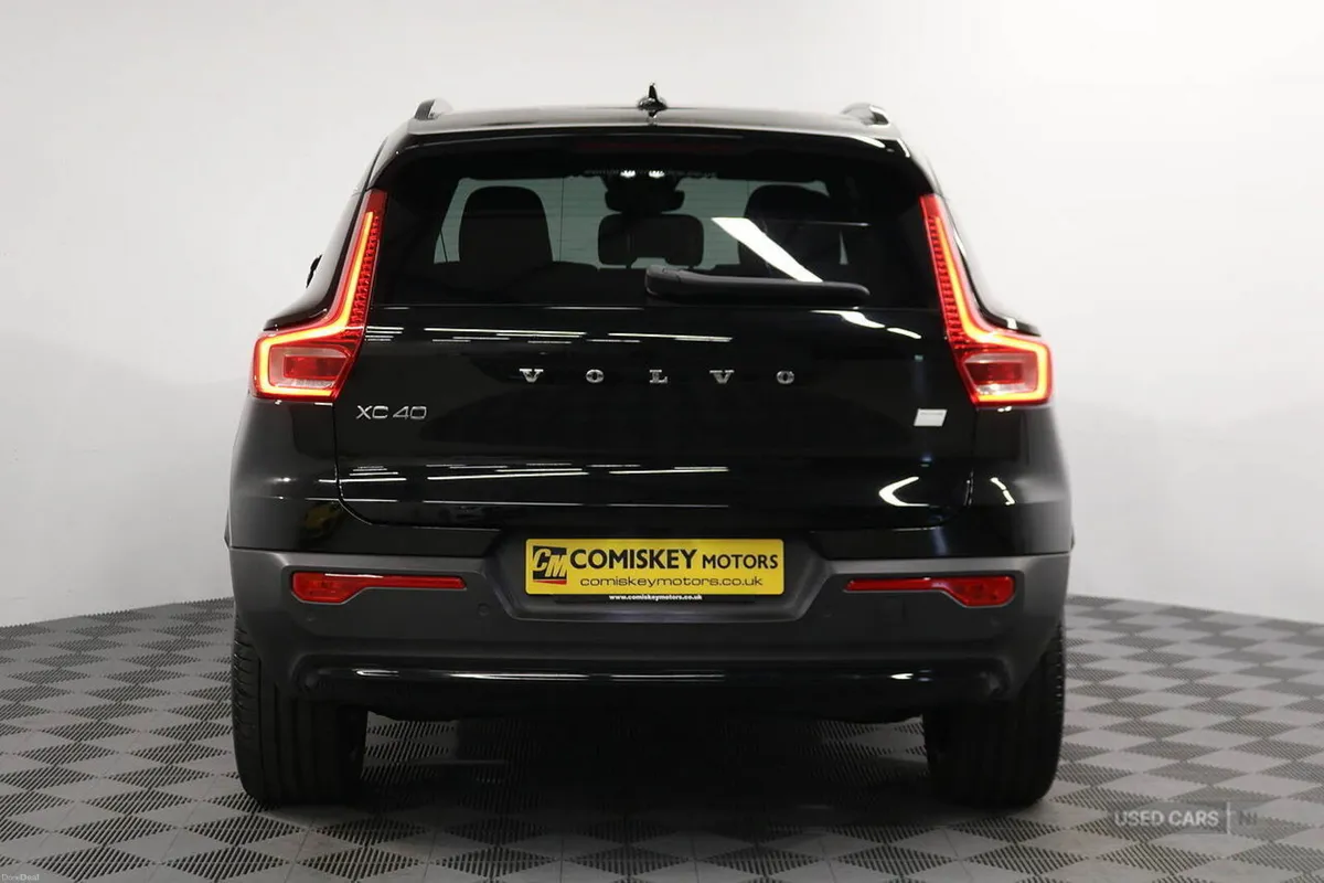 Volvo XC40 Core - Image 5