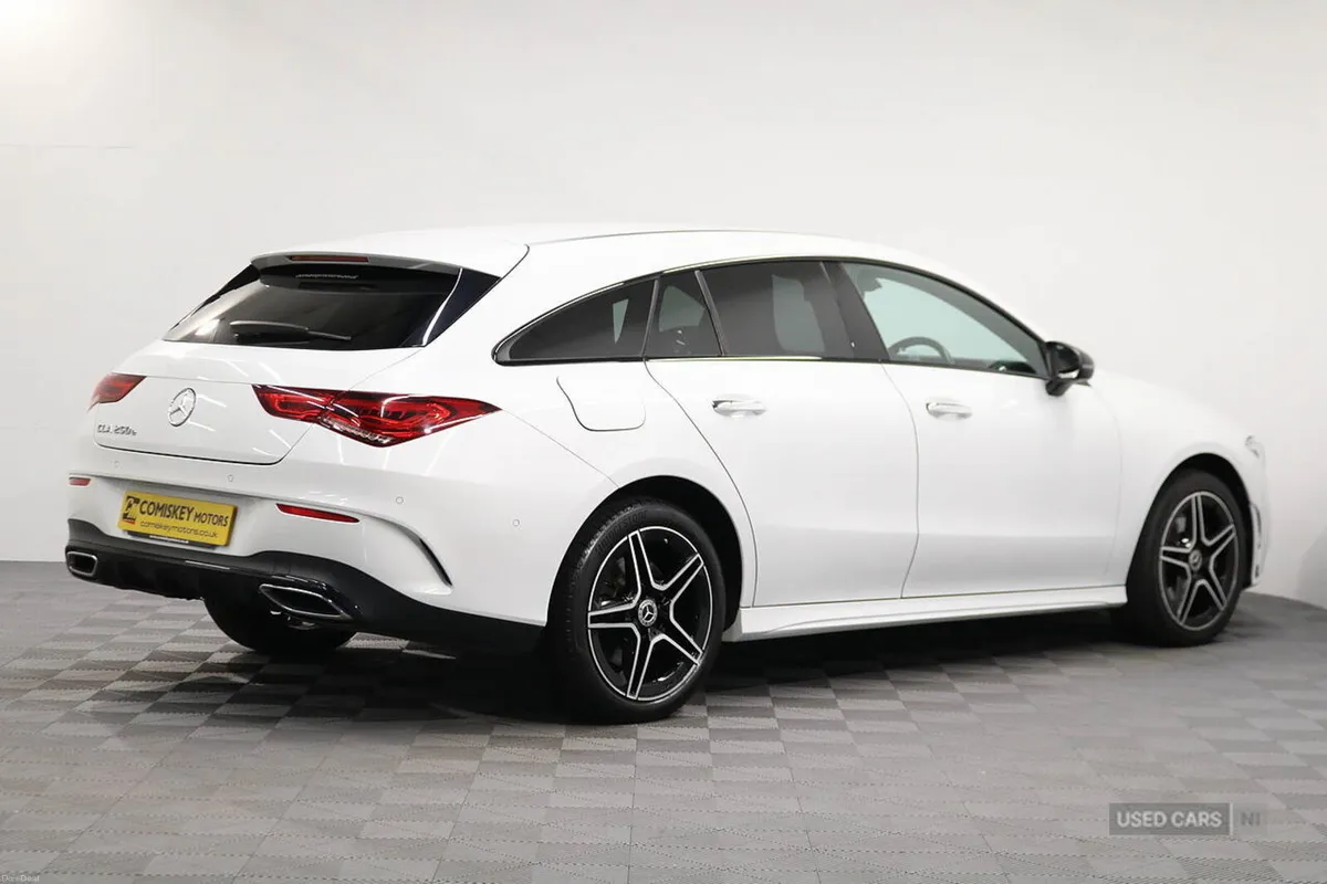 Mercedes-Benz CLA 250e AMG Line - Image 6