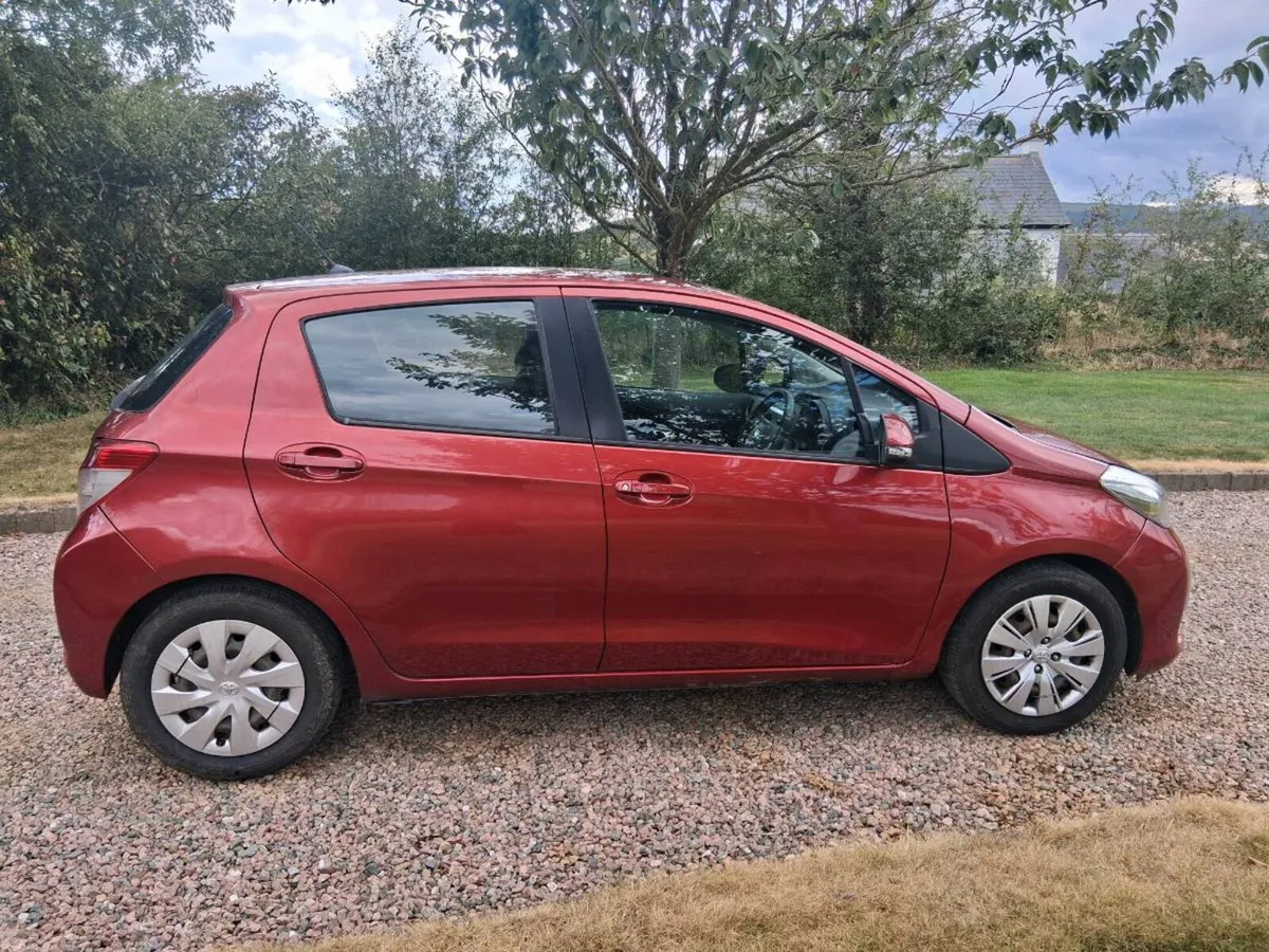 Toyota Yarus - Image 1