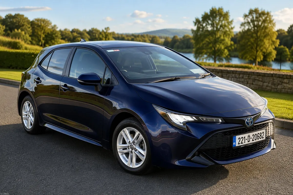 Toyota Corolla 2022 Luna H/B - Image 3