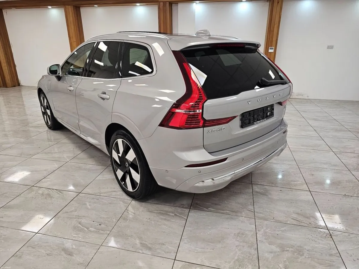 Volvo XC60 ULTRA T8 - Image 5