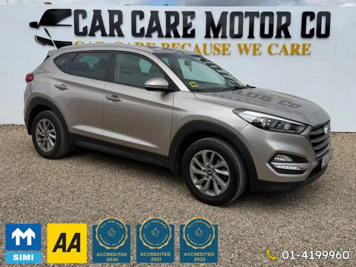 Hyundai Tucson ix35 Executive 5DR - Image 1