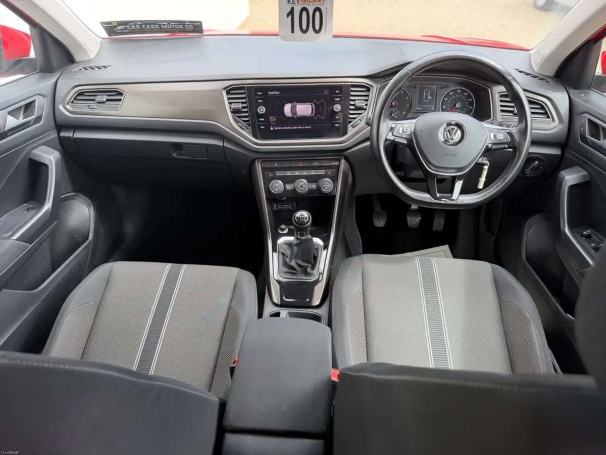 Volkswagen T-Roc TSI SE EVO 150PS 5DR - Image 6