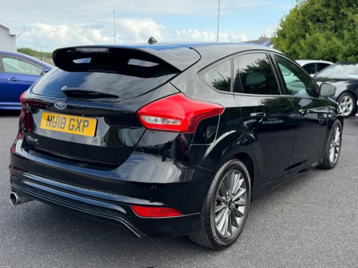 Ford Focus ST-LINE TDCI - Image 5