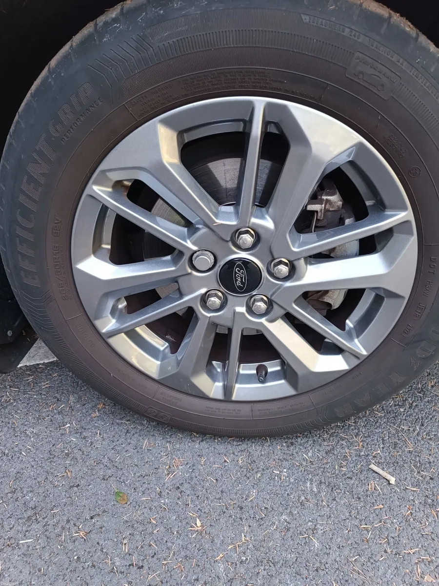 Ford Focus 2023 - Image 4