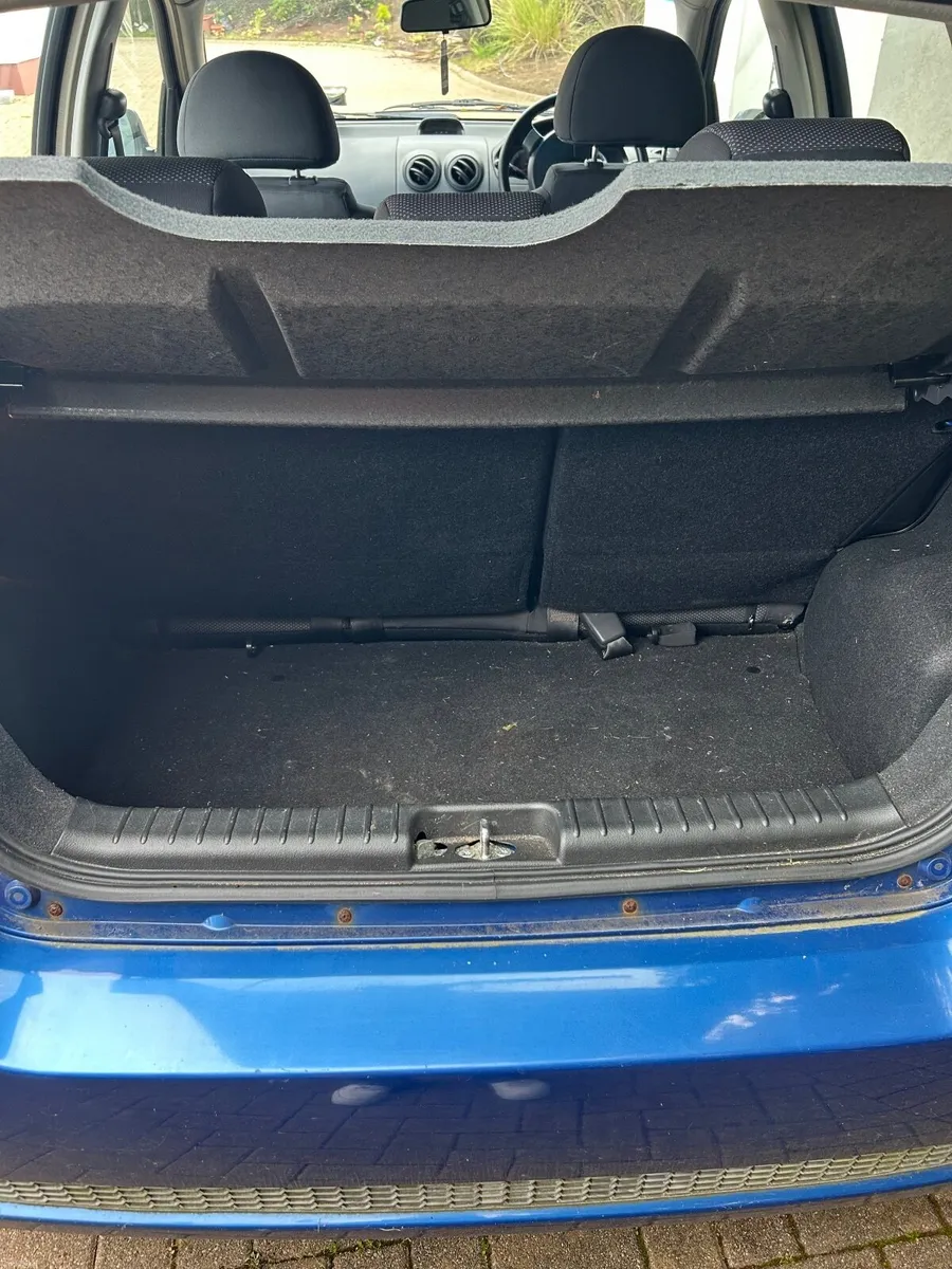 Chevrolet Aveo 2011 - Image 3