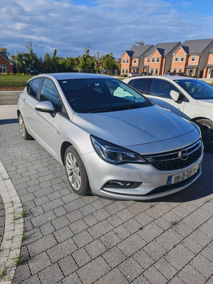 2019 Opel Astra 1.0 | 1 Family Owner | NCT 01/27 - Image 1