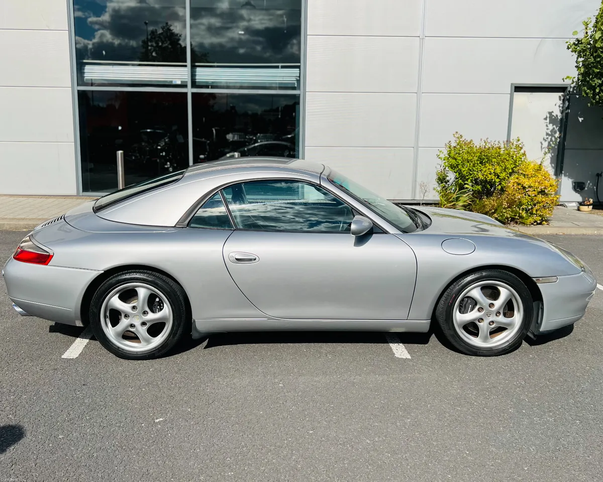 PORSCHE 911 CARRERA CABRIOLET - Image 1