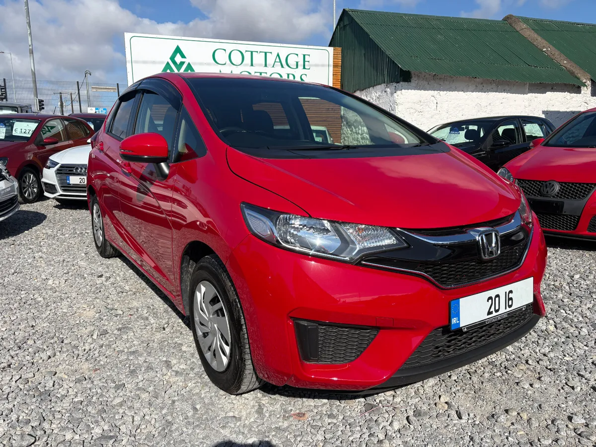 HONDA FIT 1.3 AUTO *LOW MILEAGE* - Image 4