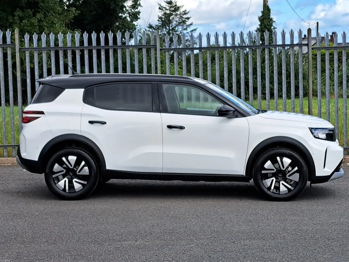 Opel Frontera GS 1.2TURBO 136BHP MILD HYBRID AUTOM - Image 4