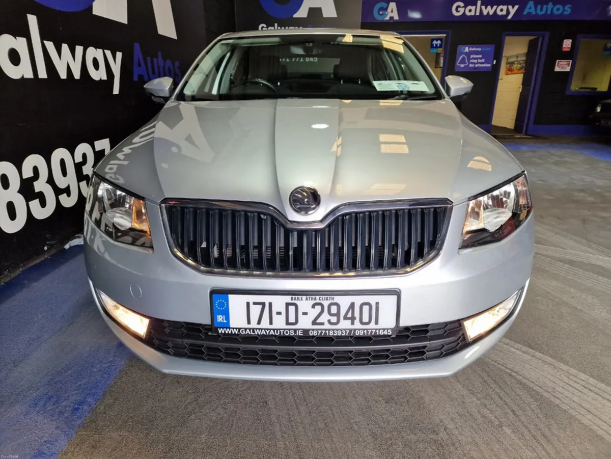 Skoda Octavia 1.6 TDI 110HP **LOW MILAGE, REVERSIN - Image 3