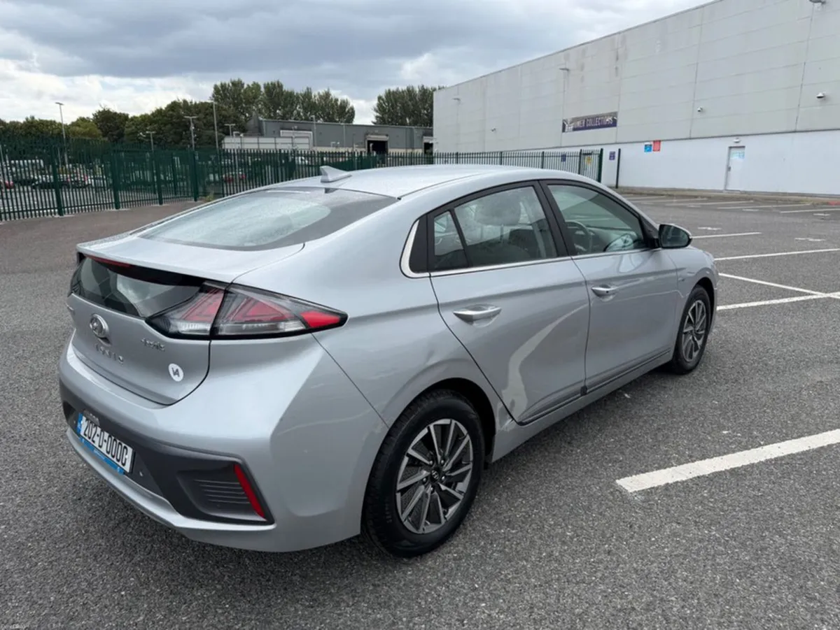 Hyundai IONIQ FULL EV, PREMIUM MODEL, LOW MILEAGE, - Image 5