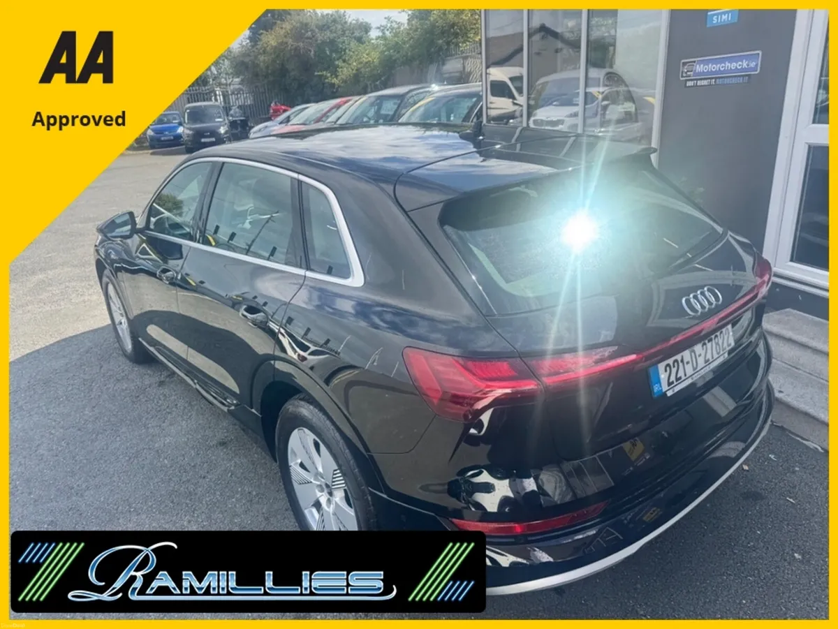 Audi e-tron 55 300KW Q ADVANCE, Huge Spec, 12 Mont - Image 3