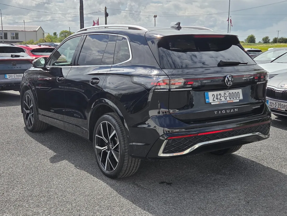 Volkswagen Tiguan R-LINE TSI PHEV S- DSG - Image 5