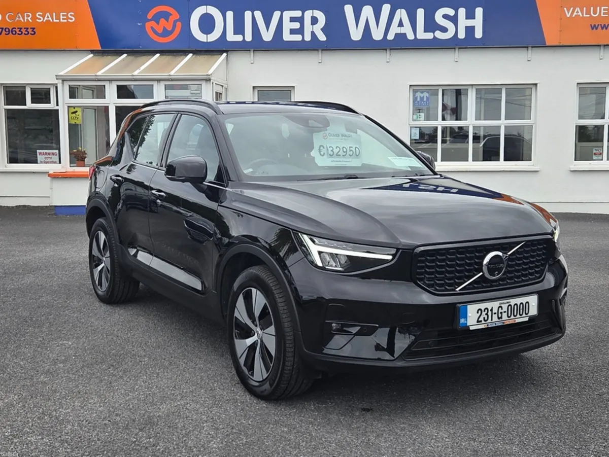 Volvo XC40 + T4 RECHARGE AUTO PLUS - Image 1