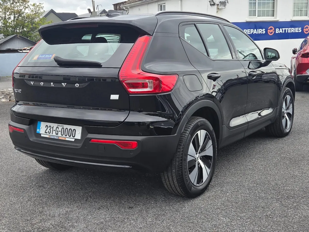 Volvo XC40 + T4 RECHARGE AUTO PLUS - Image 4