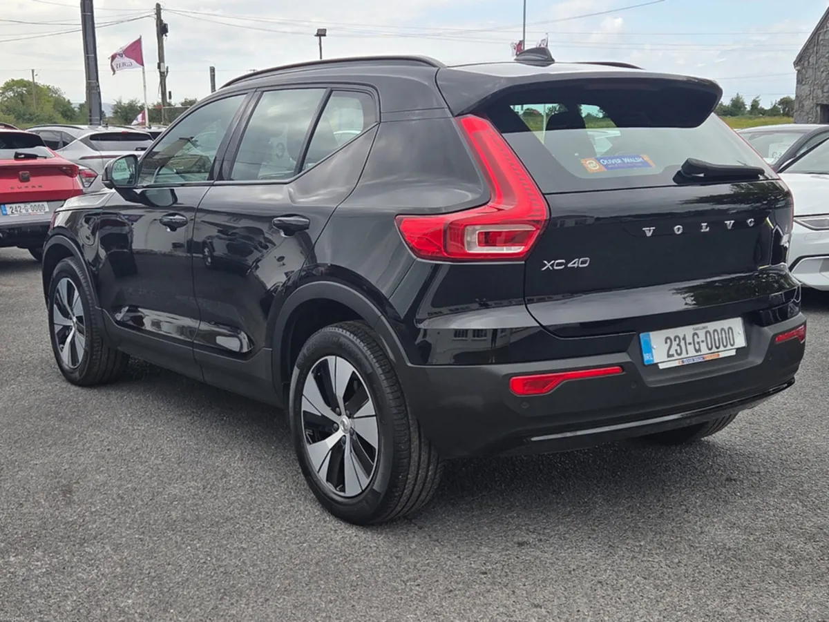 Volvo XC40 + T4 RECHARGE AUTO PLUS - Image 6