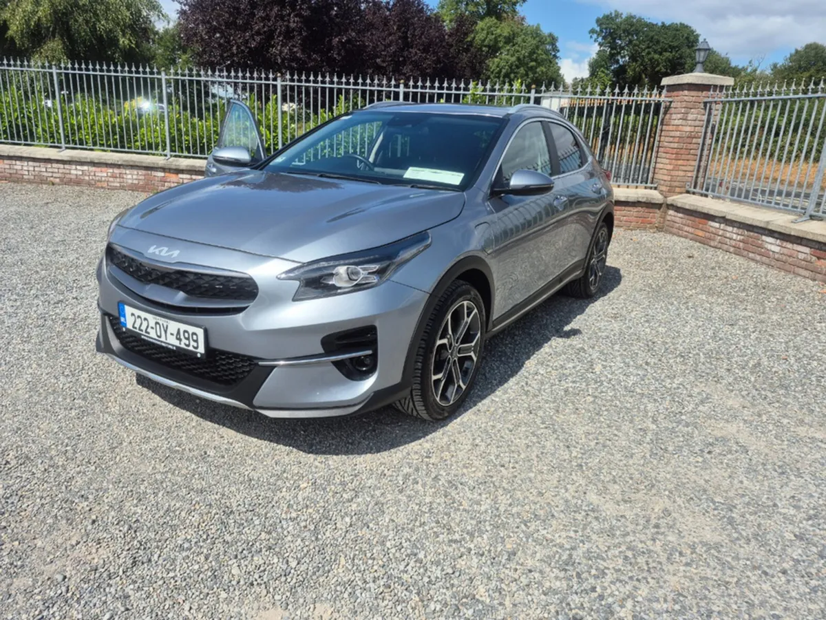 Kia XCeed Plug in Hybrid Automatic - Image 2