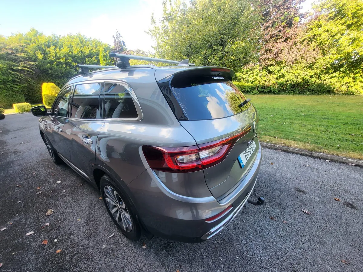 Car - Image 4