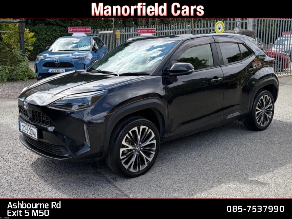 2021 212 Toyota Yaris Cross 4WD Hybrid Auto SUV - Image 3