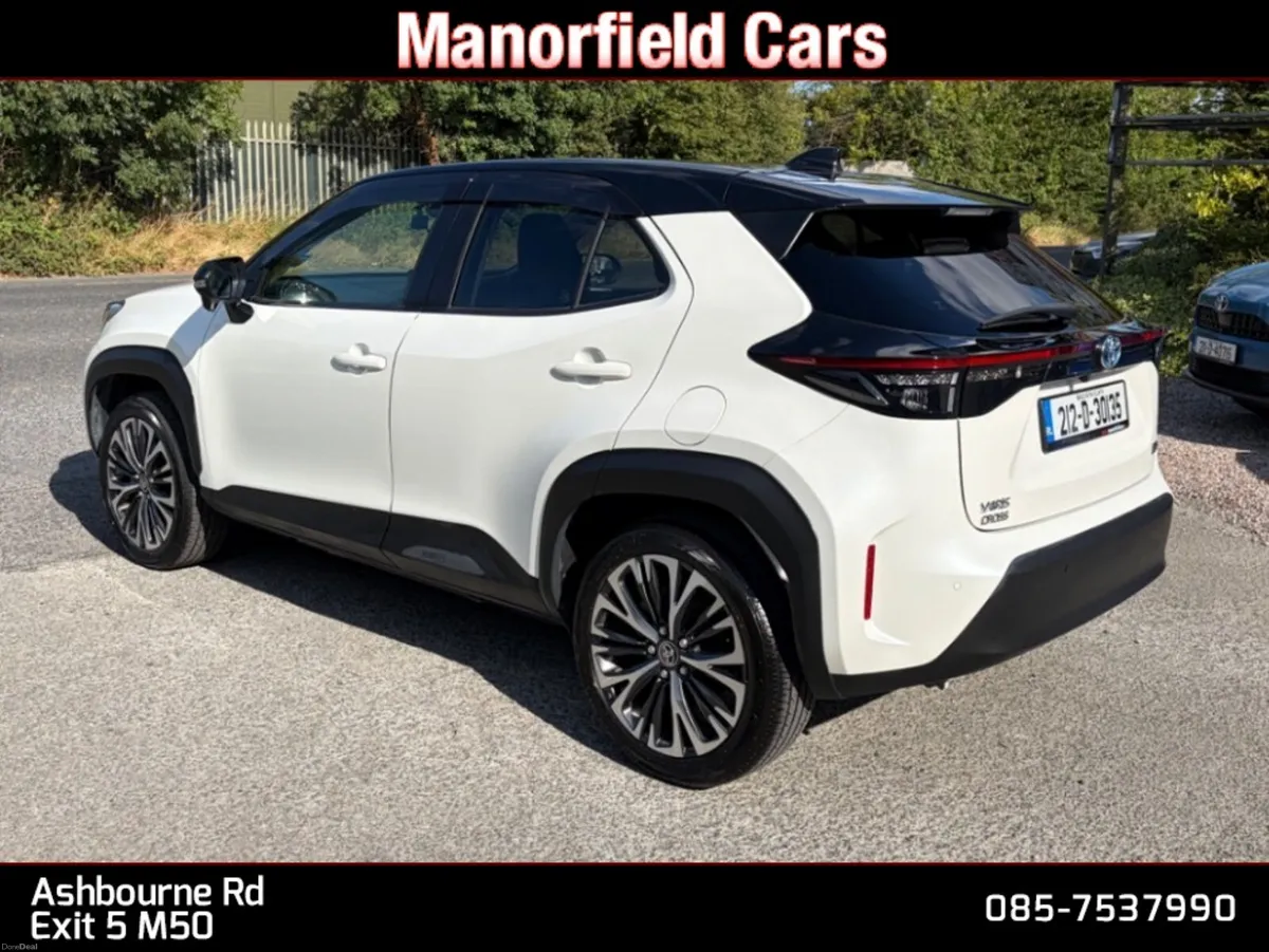 2021 212 Toyota Yaris Cross Hybrid Auto SUV - Image 6
