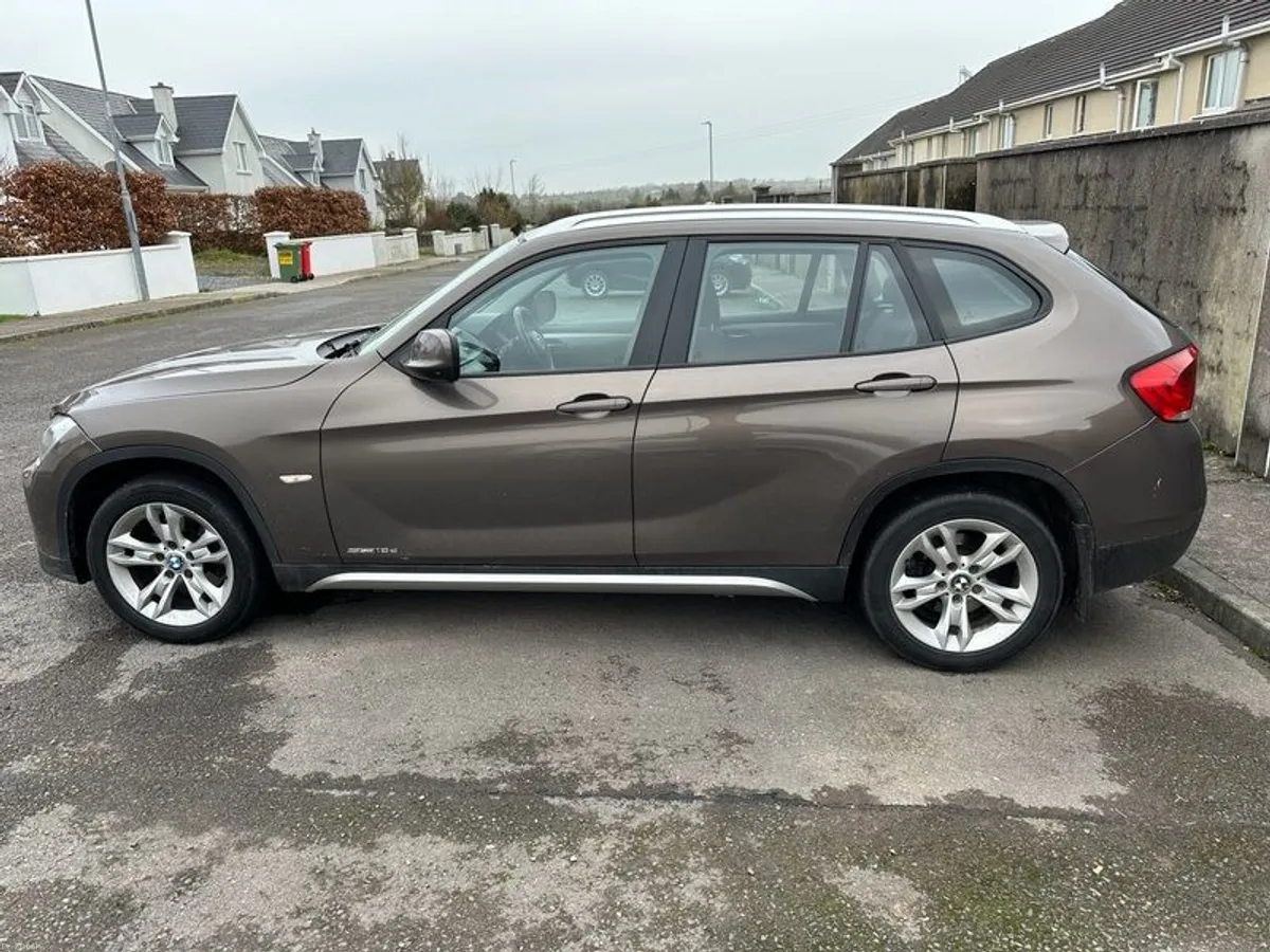 2011 Bmw X1 - Image 2