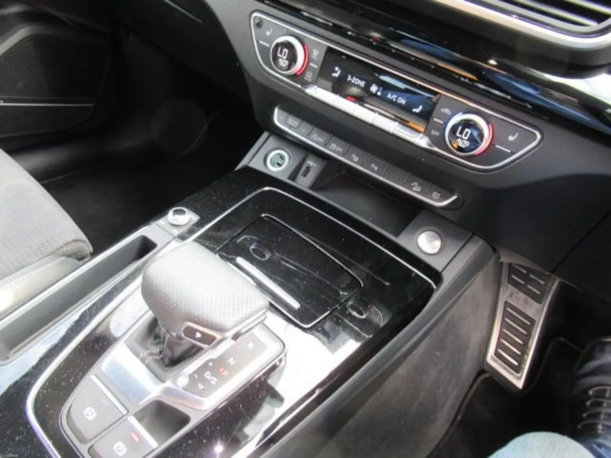 2.0 TDI 40 Black Edition SUV 5dr Diesel S Tronic q - Image 6