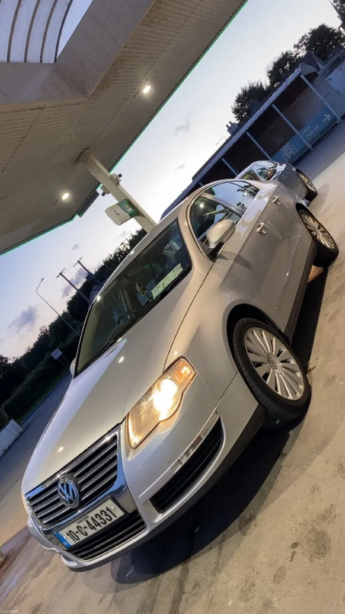 Volkswagen Passat 2010 TDI - Image 1