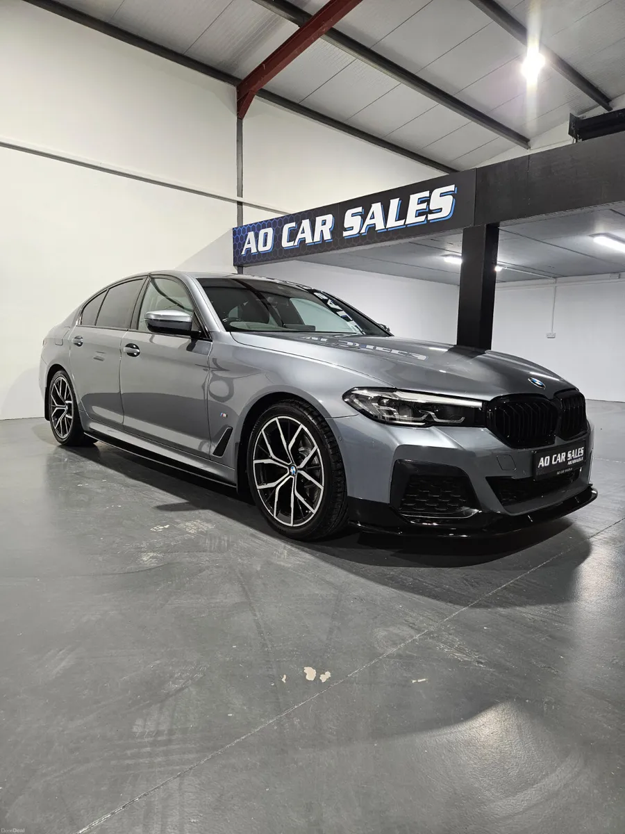 2022 BMW 520d m-sport Preformance - Image 2