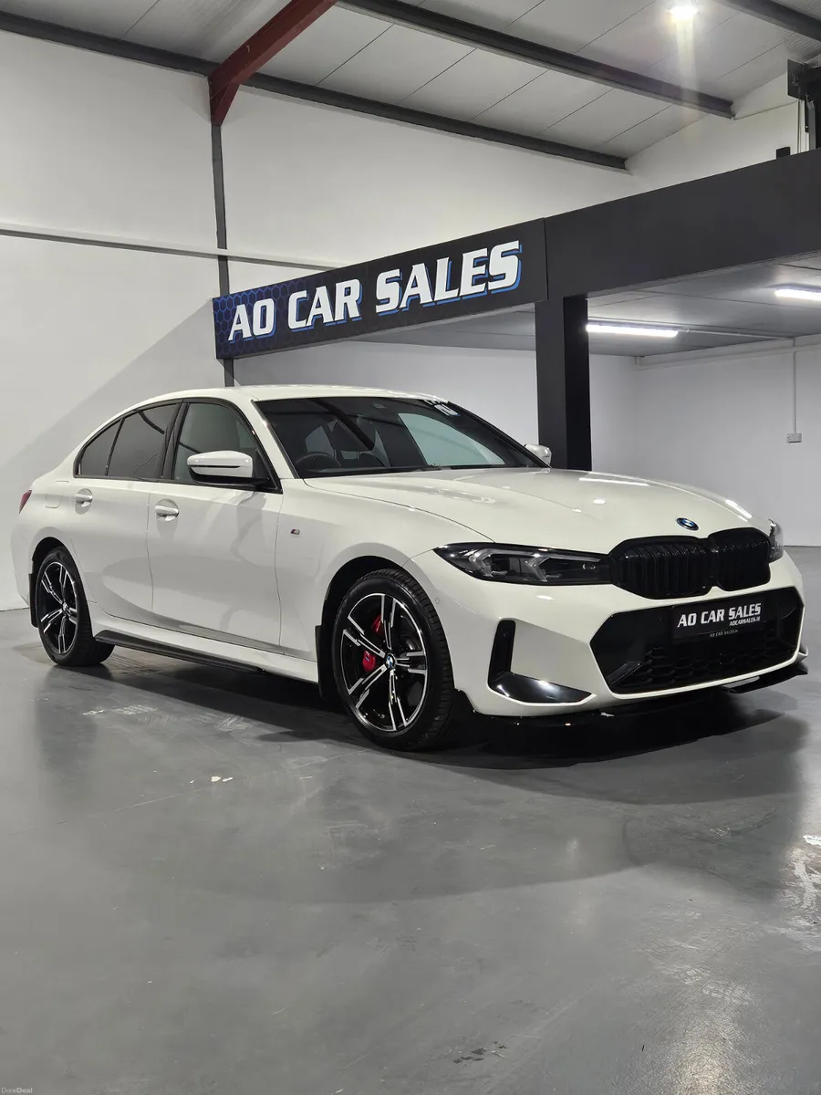 BMW 3-Series 2025 330e m-sport - Image 2