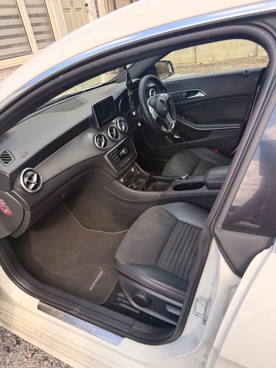 Mercedes-Benz CLA 2014 - Image 3