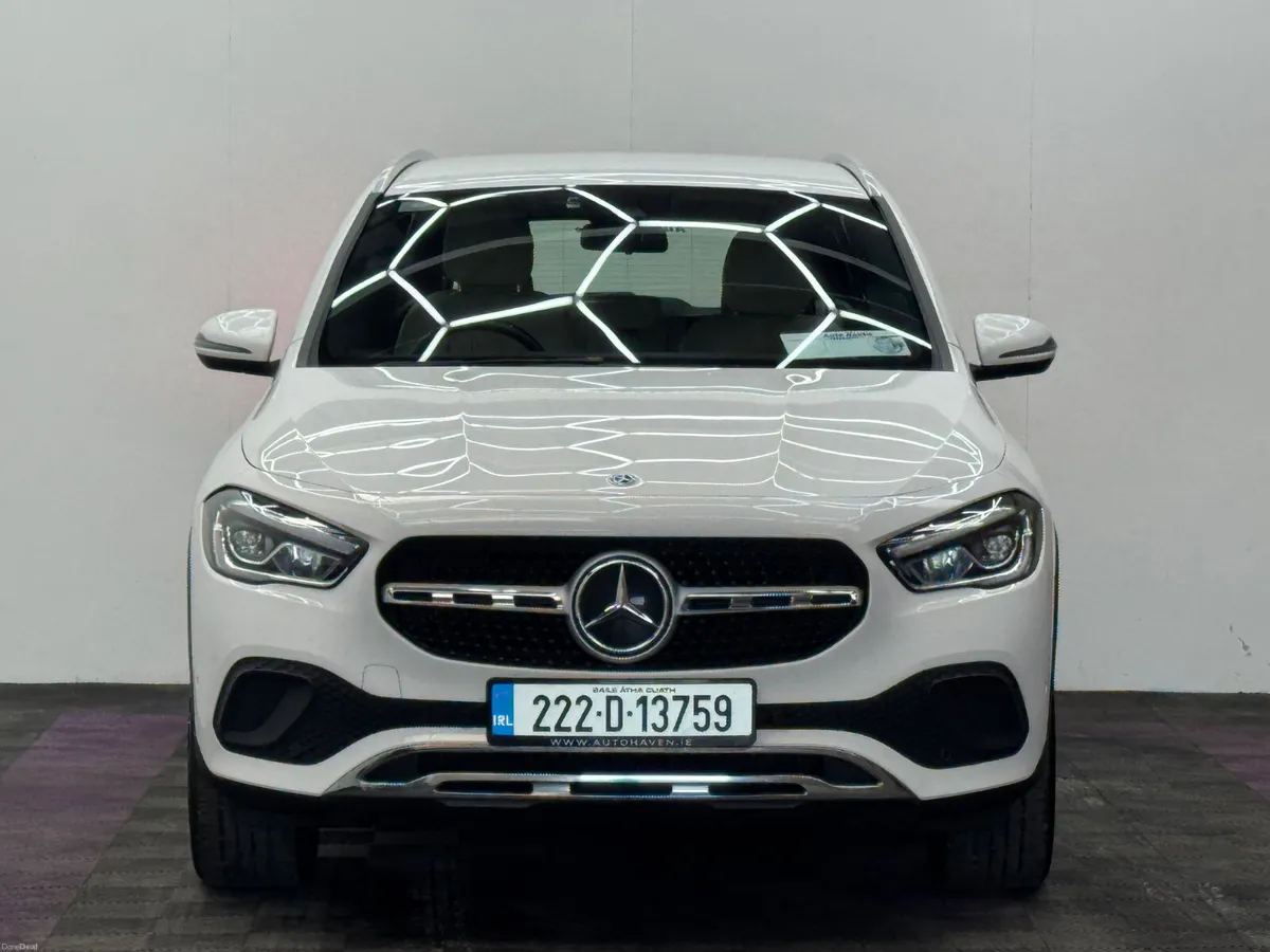 2022 Mercedes-Benz GLA Progressive, Automatic - Image 2