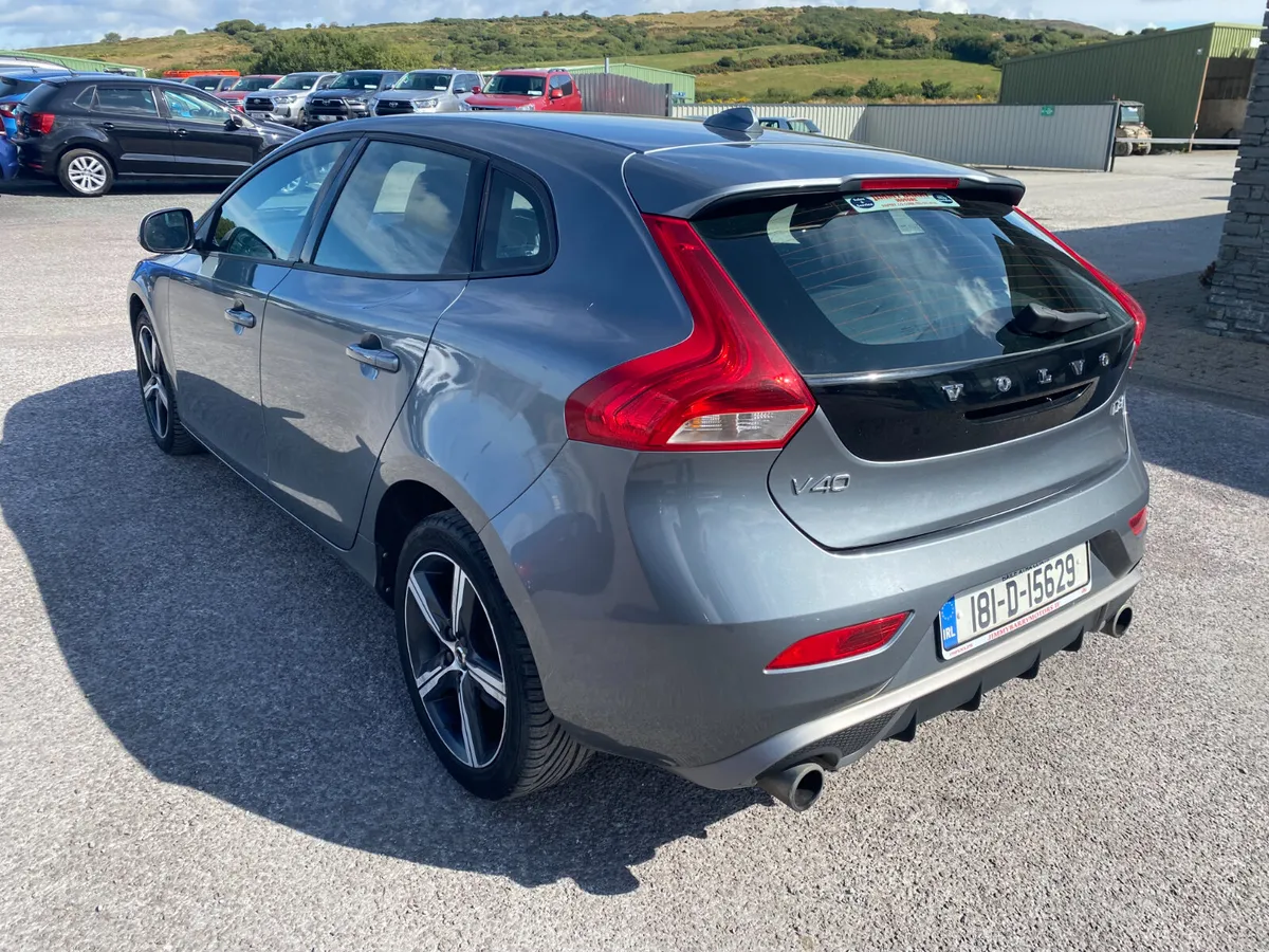 Volvo V40 2018 - Image 4