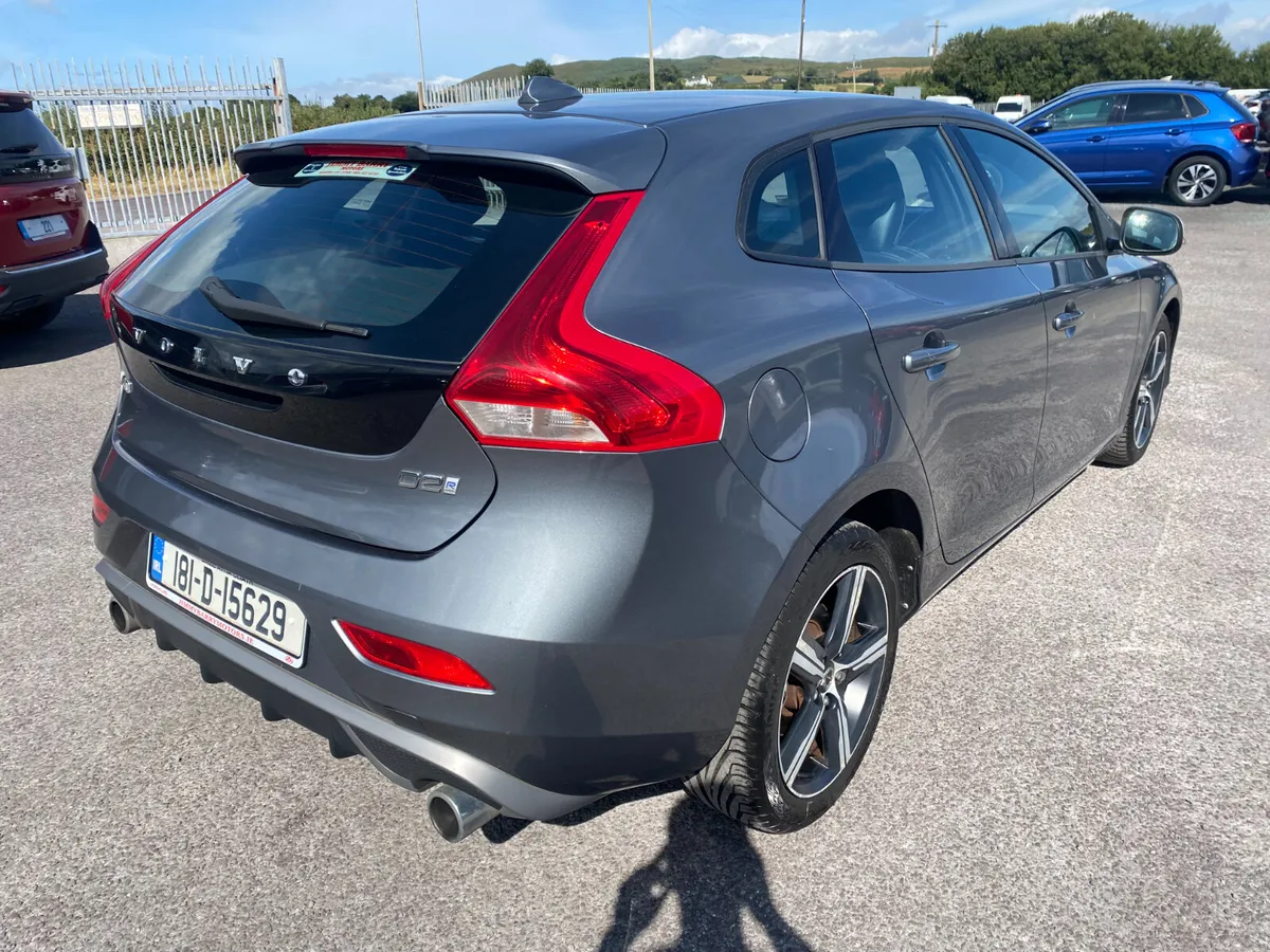 Volvo V40 2018 - Image 6