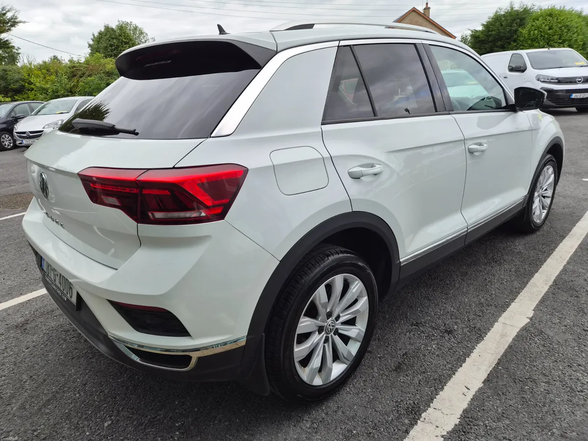 Volkswagen T-Roc 2018 1.5L Petrol Manual - Image 3