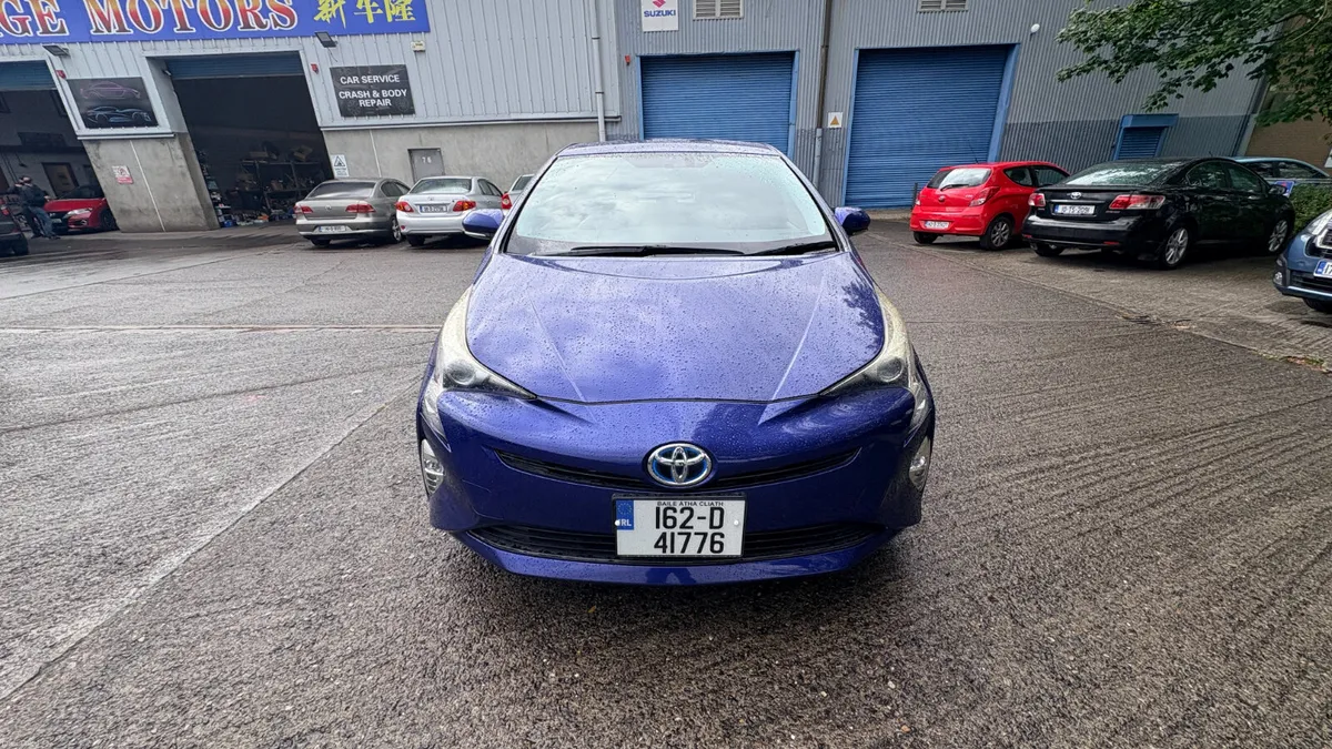 Toyota Prius 1.8 Hybrid Petrol 2016 - Image 2