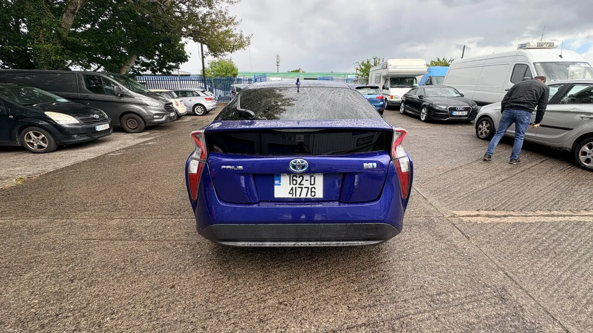 Toyota Prius 1.8 Hybrid Petrol 2016 - Image 5